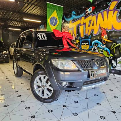 MITSUBISHI PAJERO TR4 2.0 4X4 16V 140CV FLEX 4P AUTOMÁTICO MITSUBISHI PAJERO TR4 2.0 4X4 16V 140CV FLEX 4P AUTOMÁTICO